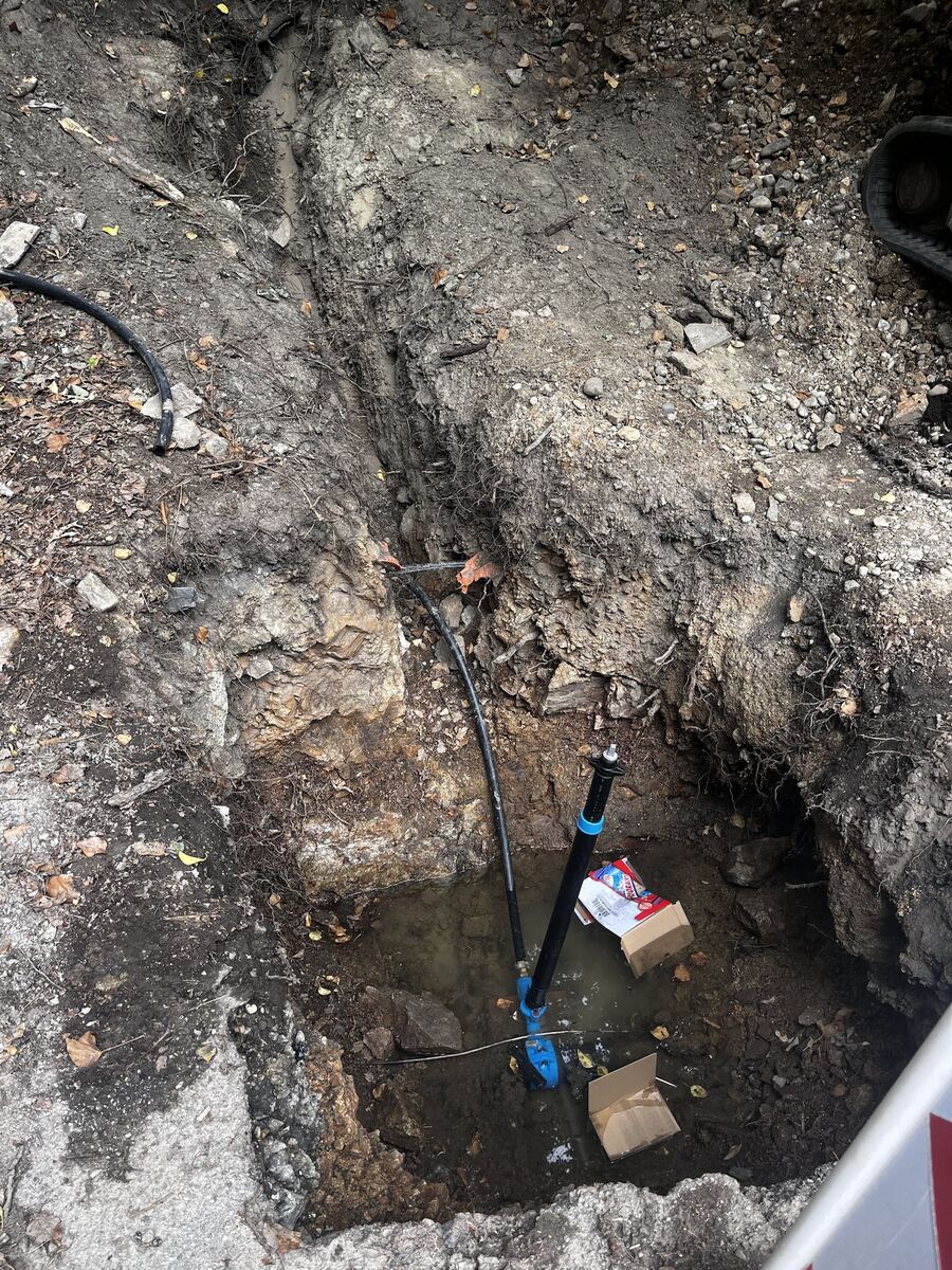 Šachta s vodovodnou prípojkou